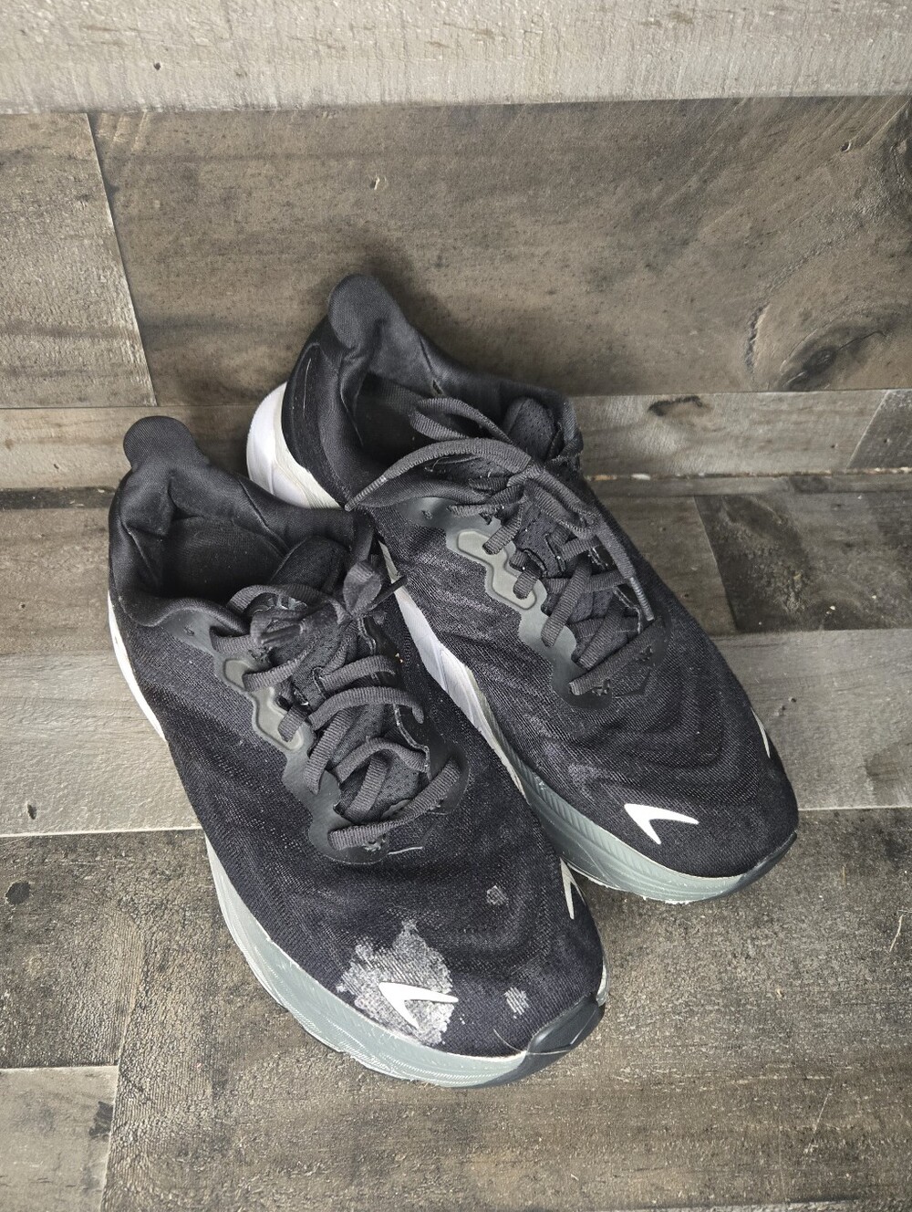 hoka sneakers